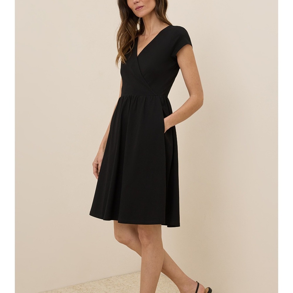 Pact Organic Cotton CrossOver Dress size Large, Knit LBD work travel minimalist